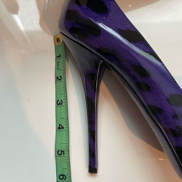 Dolce & Gabbana Purple Leopard Patent Pumps Size 38 RARE - Picture 4 of 9